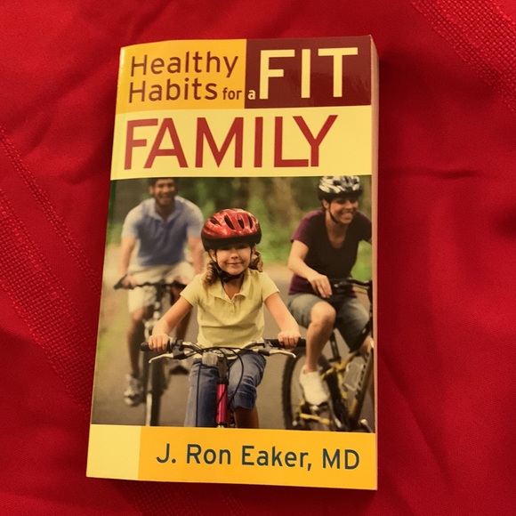 🎉 10/$30!  FAMILY BOOK BUNDLE - Picture 6 of 7